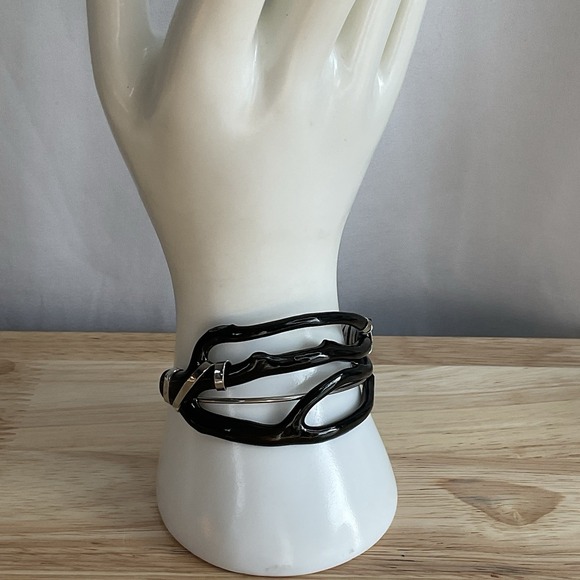 Vintage Black Coral Bracelet Silver Tone Wrapped Sz 6.5 Artist Made - Picture 15 of 16